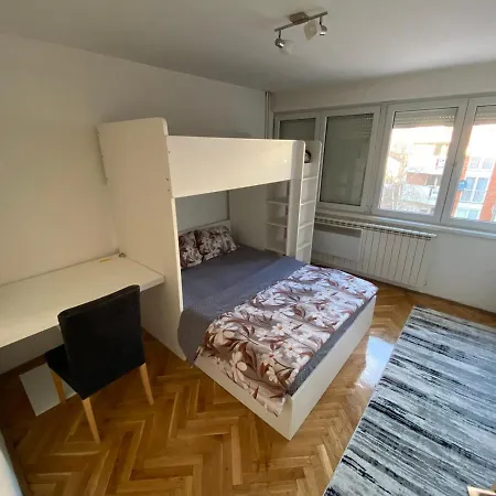Apartment / Masta Bajina Basta
